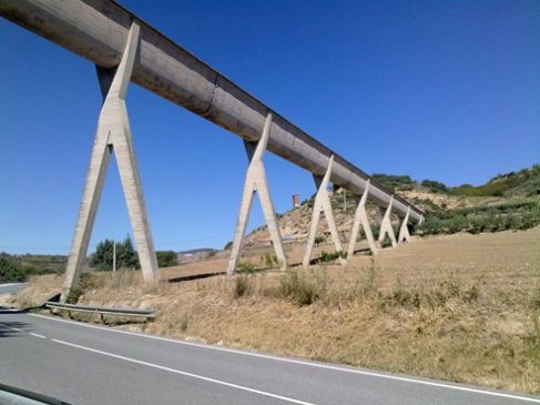 El Camino canal de alloz csatorna.jpg