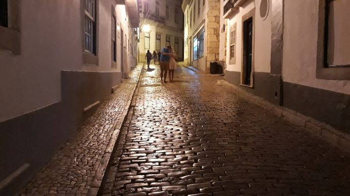 Portugália, Faro, macskaköves utca