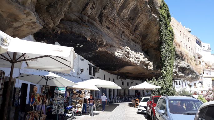 Andalúz körutazás, Setenil de las Bodegas