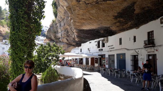 Andalúz körutazás, Setenil de las Bodegas