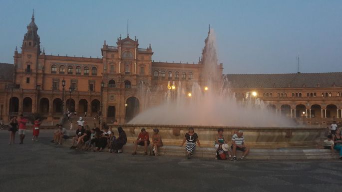 Andalúz körutazás, Sevilla, az ikonikus Plaza de Espana tér