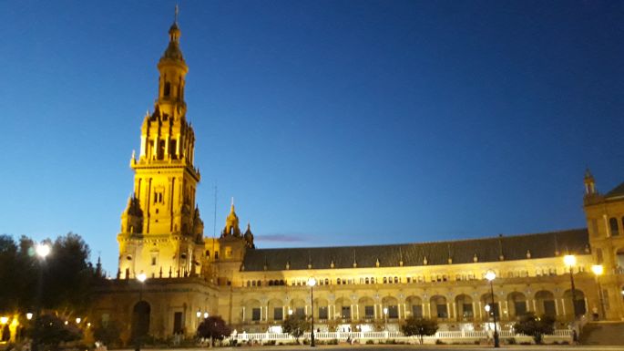 Andalúz körutazás, Sevilla, az ikonikus Plaza de Espana tér