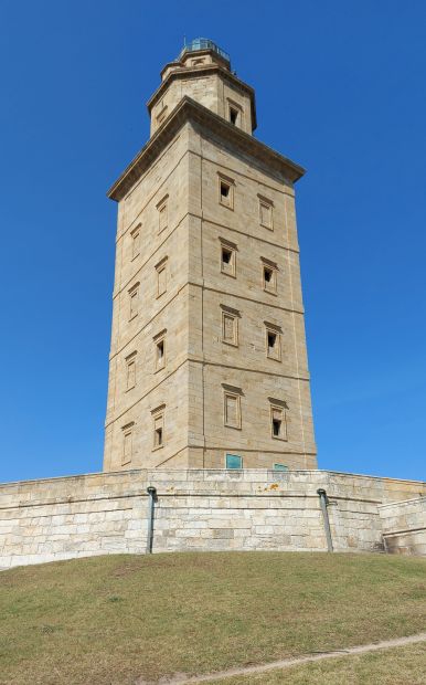 Camino Inglés - A Coruña, a Hercules torony