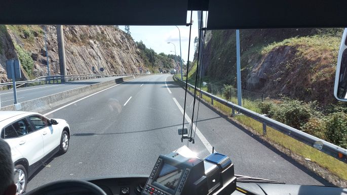 Camino Inglés - úton Ferrol felé a buszról fotózva