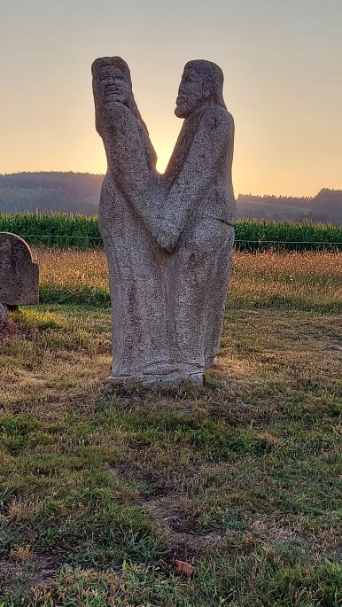 Camino Inglés, Angol út, műalkotások az út mellett