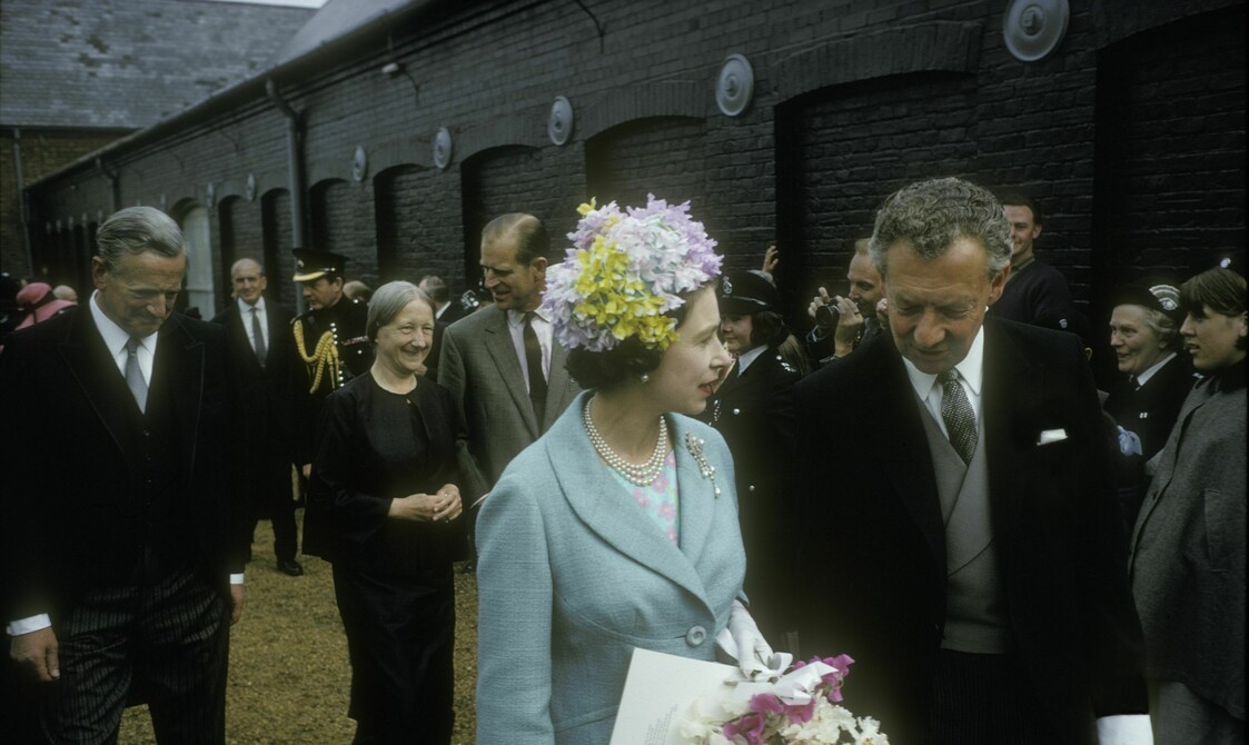 uk0000226-royal-visit-to-aldeburgh-1_34b3e8fa289b30e4d1874c773035e7c8.jpg