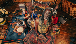 5 dal, amit hallanod kell a reggae afrikai nagykövetétől
