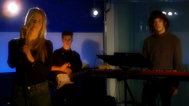 LondonGrammar-live1.jpg