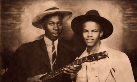 RobertJohnson-johhnyshines.jpg