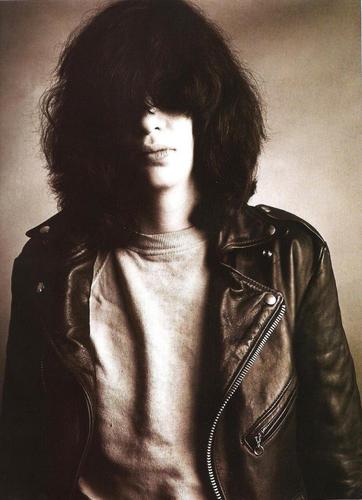 joeyramone1.jpg