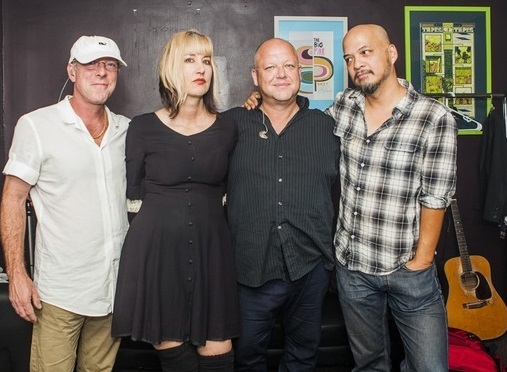 pixies2013_1.jpg