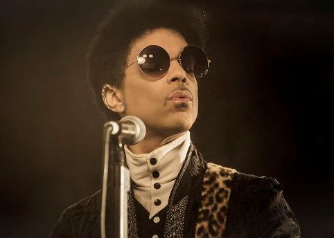 prince-Rocknrollloveaffair4.jpg