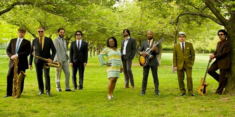 sharonjones9.jpg