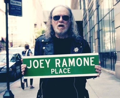 tommyramone1a.jpg