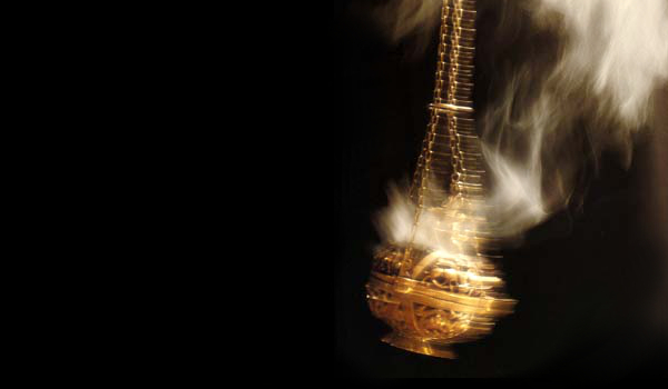 Censing-incense-with-thurible[1].jpg
