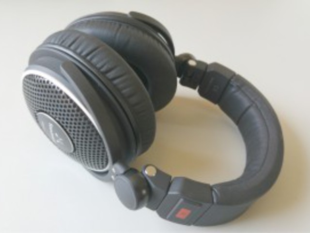 SoundMAGIC HP200 – Nyitott kapukkal