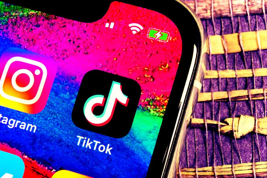 tik-tok-2019s-hottest-social-channel-2.jpg