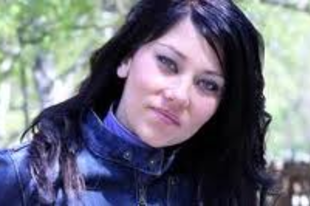 26 éves GERGANA DIMOVA bolgár énekesnő