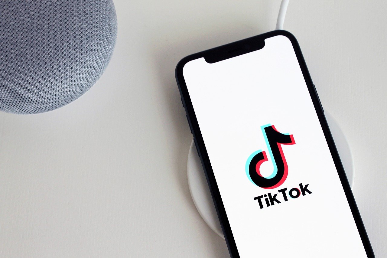 tiktok-gb5c6e99bf_1280.jpg