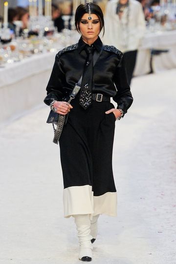 7987_pre.chanel.0.00140h1_fashionshow_article_portrait.jpg