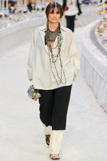 7987_pre.chanel.0.00150h1_fashionshow_article_portrait.jpg