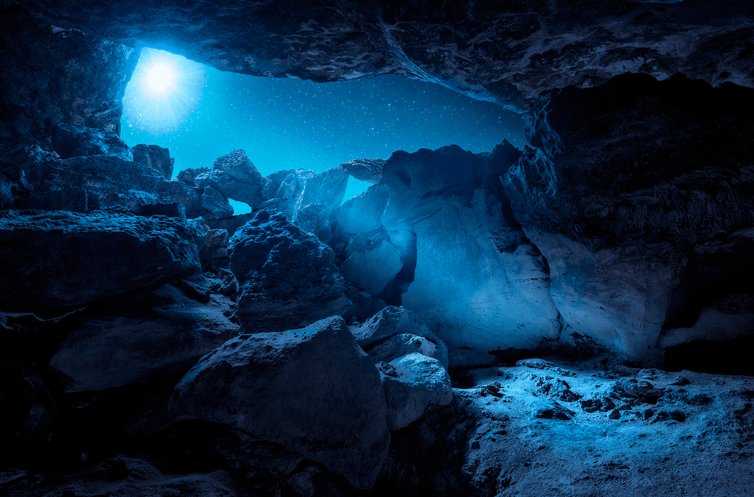 blue-moon-cave-572f63075f9b58c34c820622.png