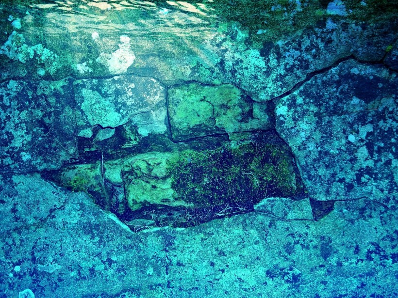 underwater-wall.jpg