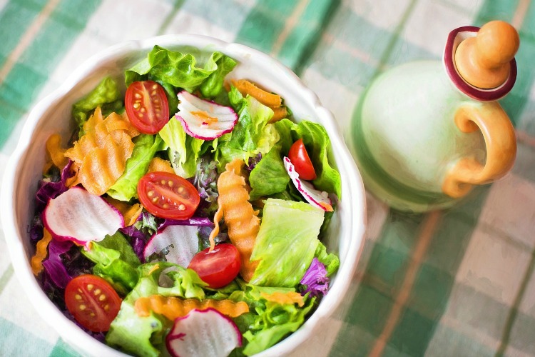 eat-rainbow-salad.jpg