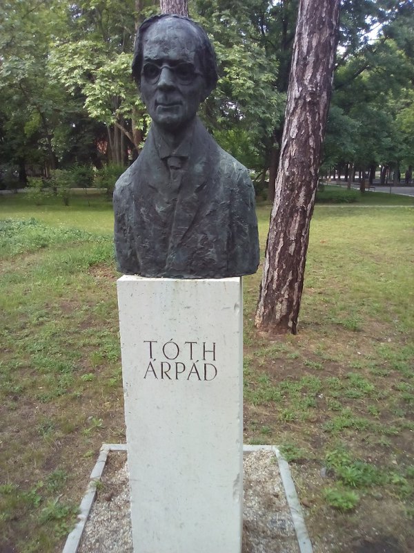 toth-arpad-szobra.jpg