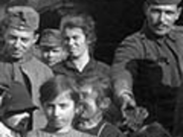 „Minden valamire való épkézláb emberünk ott lent van Olaszország határán…”