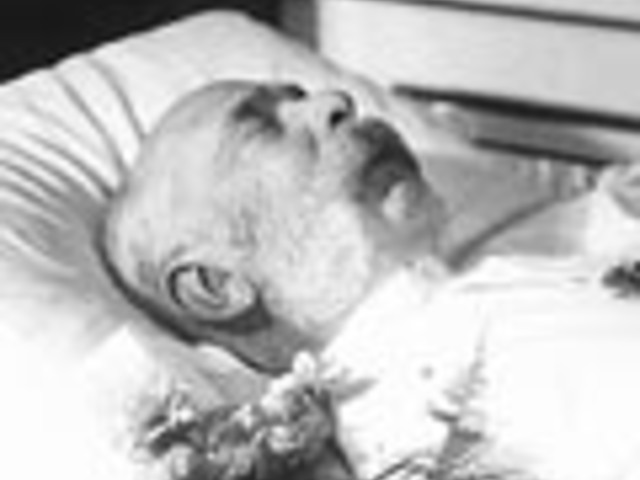 „Meghalt Ferenc József…”