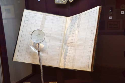 Egy kis „leselkedés” a múzeumok belső világába: gyarapodási napló a háború idejéből