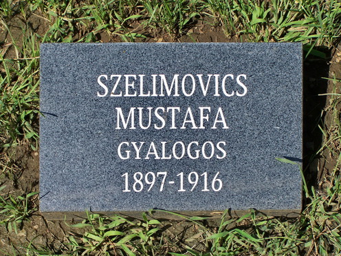 Szelimovics Mustafa párnaköve