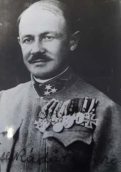 Tóth-Kádár Vilmos, immár ezredesként 1920-ban