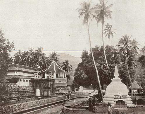 Kandy (Srí Lanka), buddhista templom, amelyben Buddha fogát őrzik, 1921 szeptembere