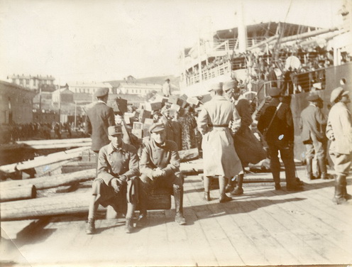 Behajózás a Scharnhorstra, Vlagyivosztok 1920 októbere