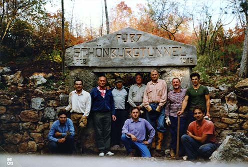 A helyreállított bejárat 1996 telén
