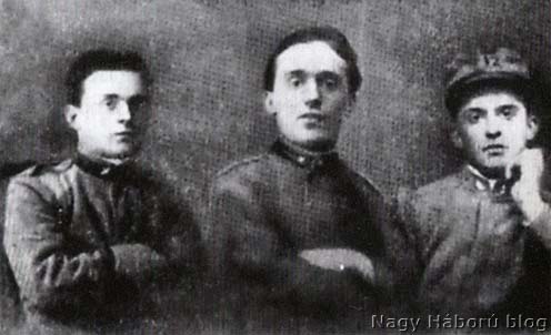 A Corridoni testvérek a háború alatt. Balról jobbra Giuseppe, Filippo és Ubaldo. Giuseppe 1915 júliusában megsebesült és lebénult, Ubaldo 1915. november 2-án esett el Görznél.