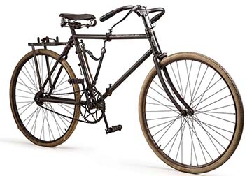 Azt Osztrák-Magyar Monarchia haderejében rendszeresített M10 mintájú „Waffenrad Klapprad” Steyr kerékpár