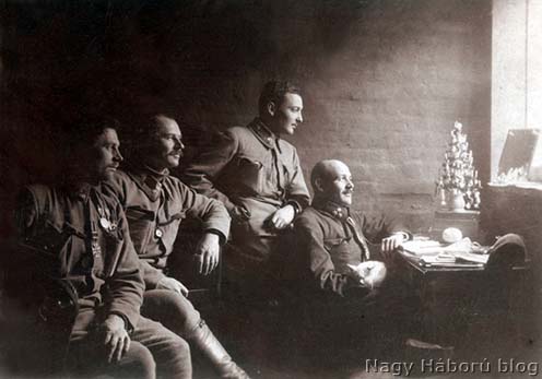 Karácsonyozó katonák, 1915