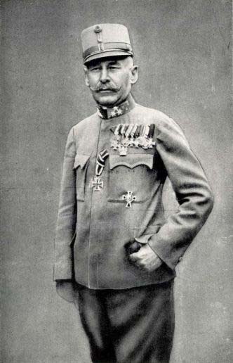 Szlatinai Ledniczer Sándor, az ezred parancsnoka az alakulat felállításától 1916 júniusáig