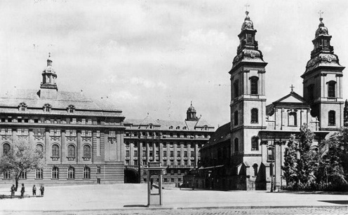 A budapesti piarista gimnázium rendház és templom