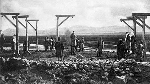 Osztrák–magyar katonák szerbeket akasztanak Avtovac közelében 1914-ben