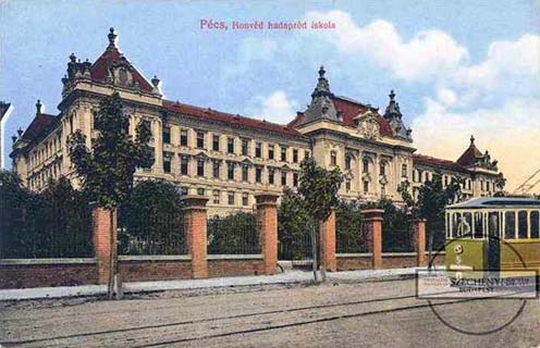 Pécs, Honvéd hadapród iskola