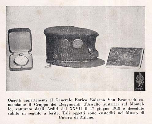 Bolzano vezérőrnagy zsebórája, sapkája és levéltárcájának fényképe a milánói hadimúzeumban