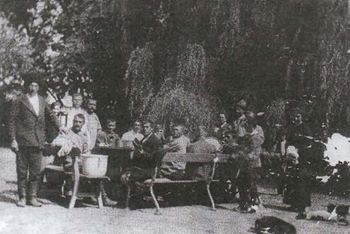 A Forster-birtokon dolgozó orosz hadifoglyok az első világháború idején