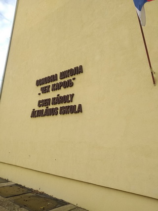 A Cseh Károly nevét viselő általános iskola