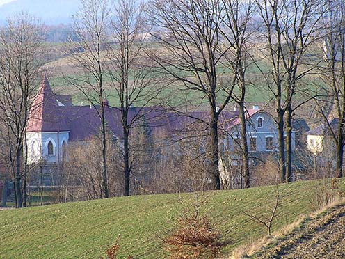 A Domonkos-rendi apácák kolostora Ołpinyben