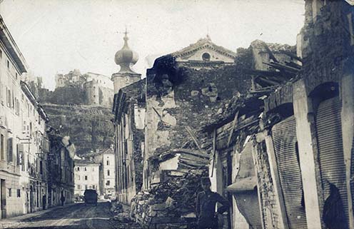 Görz (Gorizia) Via Scuole, Piazza Grande, Castello, 1918. augusztus 2.