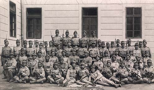 Feltehetően erdélyi katonák csoportképe